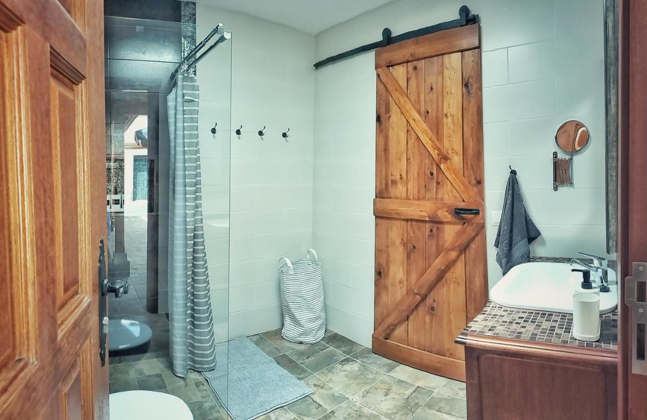 Casa En La Ladera - Real Vibe - Beach & Mountain San Nicolas ภายนอก รูปภาพ
